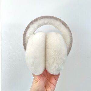 quince ear muffs